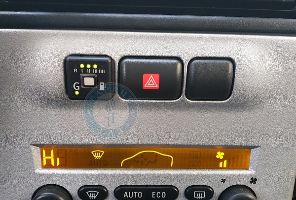 Кнопка ГБО на Opel Zafira 2002 года 125.1 л.с. 1796