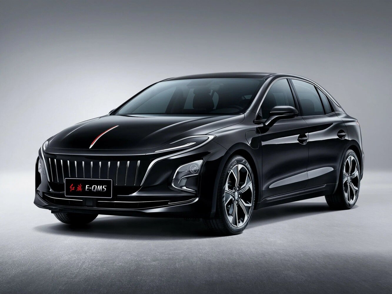Hongqi E-QM5
