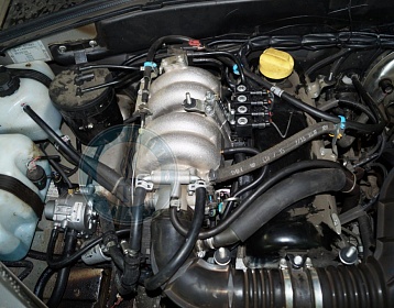 Toyota Land cruiser 200 2014 года 308.6 л.с. 4608