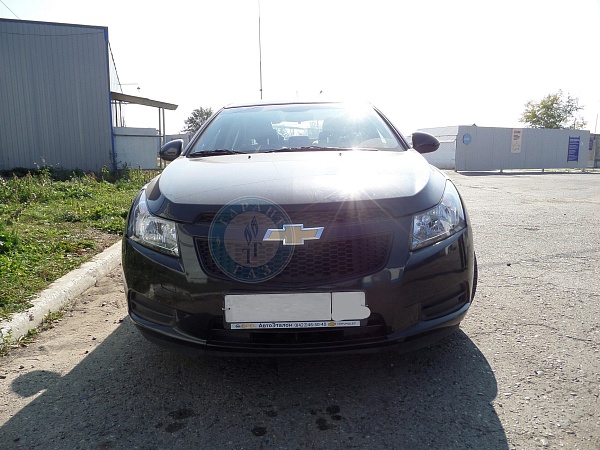 Общий вид на Chevrolet Cruze 2013 года 108.8 л.с. 1598