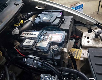 Chrysler Town Country фото 2