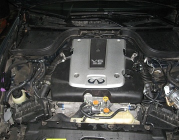 Infiniti G35 фото 1