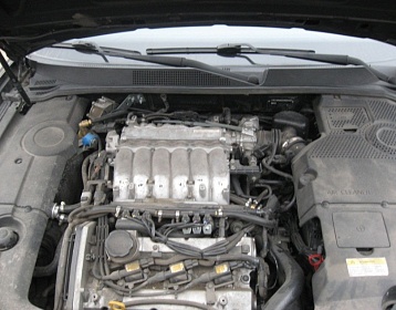 Kia Opirus фото 3