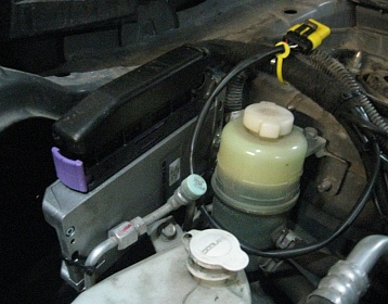 Peugeot 4007 фото 4