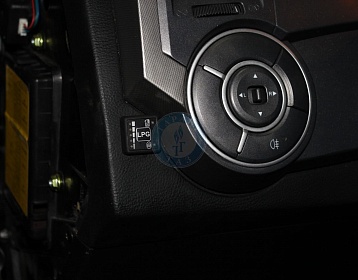 Ssang Yong Kyron 2013 года 149.6 л.с. 2295 фото 8