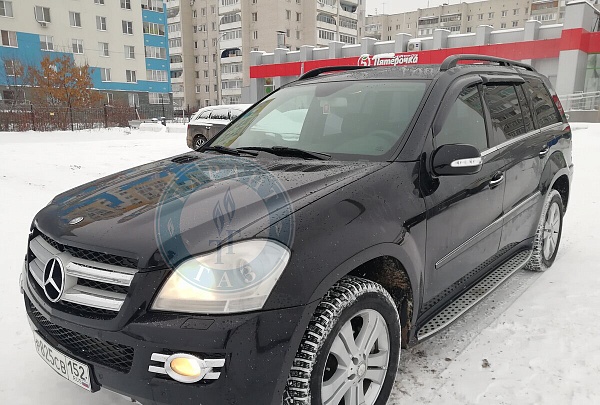Mercedes GL500 2008 года 382.1 л.с. 5461