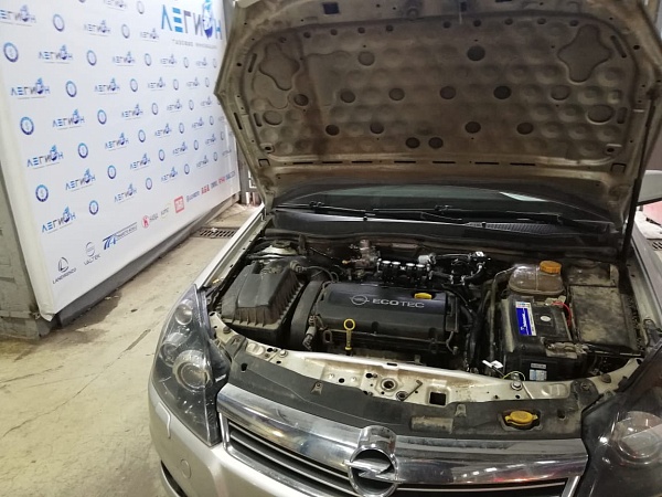 Opel Astra 2008 года 140 л.с. 1796