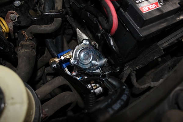 Renault Duster 2012 года 102 л.с. 1598