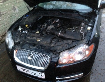 Jaguar XF 4.2 фото 2