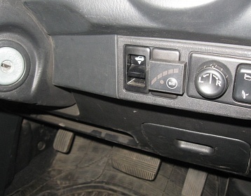 Nissan Avenir фото 1