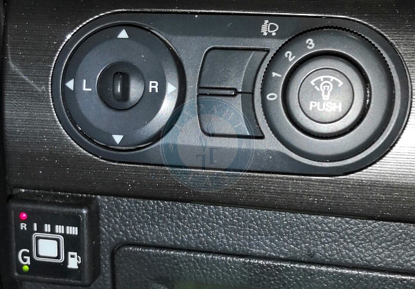 Кнопка ГБО на Chevrolet Captiva 2007 года 136 л.с. 2405