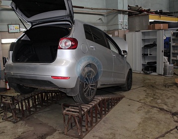 Volkswagen Golf 2013 года 102 л.с. 1595 фото 6