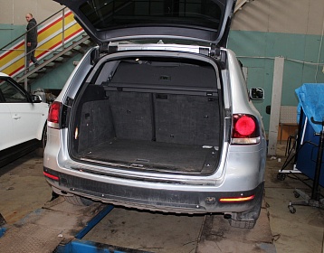 Volkswagen Touareg 2005 года 240.7 л.с. 3189 фото 6