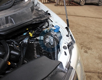 Nissan Elgrand 2005 года 240 л.с. 3498 фото 2