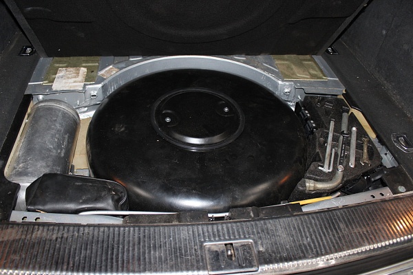 Volkswagen Touareg 2005 года 240.7 л.с. 3189