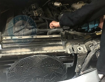 BMW X5 2003 года 285.9 л.с. 4398