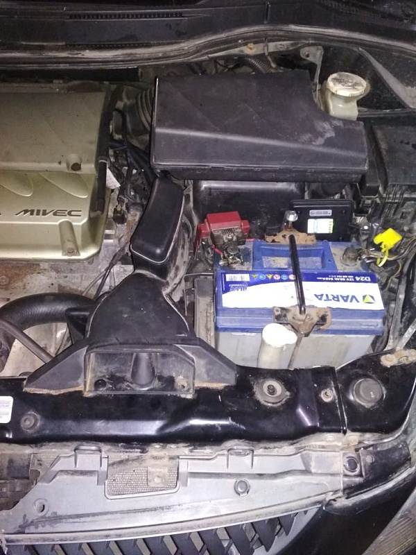 Mitsubishi Grandis 2006 года 164.5 л.с. 2378