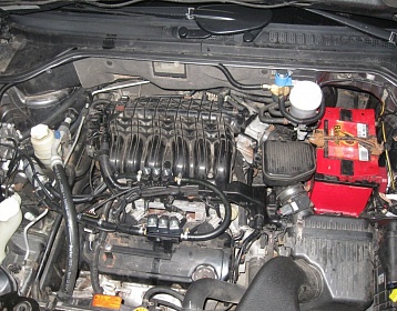 Mitsubishi Endeavor фото 7