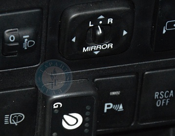 Toyota Land cruiser 200 2011 года 288.2 л.с. 4664