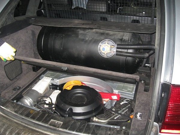 Porsche Cayenne Turbo 4