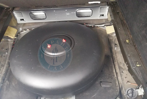 Баллон ГБО на Mercedes GL500 2008 года 382.1 л.с. 5461
