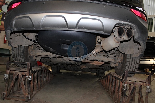 Hyundai Santa fe 2012 года 175.4 л.с. 2359
