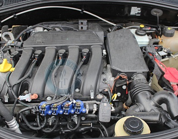 Renault Duster 2014 года 102 л.с. 1598