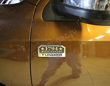 Toyota Tundra 1974 фото 4