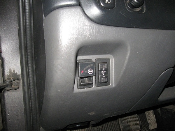 Mazda Tribute