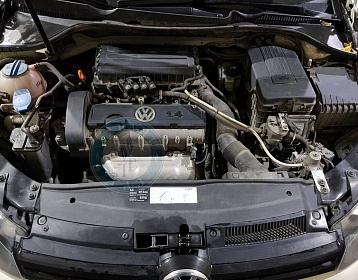 Volkswagen Golf 2012 года 102 л.с. 1595 фото 1