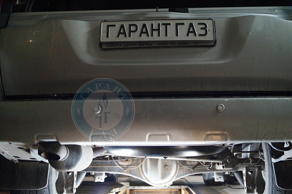 Баллон ГБО на Toyota Land cruiser 200 2014 года 308.6 л.с. 4608 2