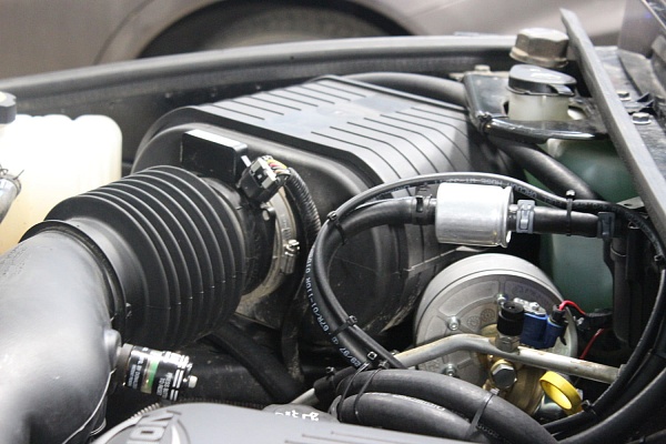 Hummer H2 2006 года V8