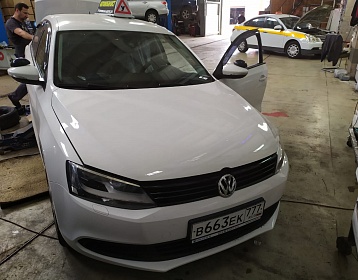 Volkswagen Jetta 2014 года 104.7 л.с. 1598 фото 1