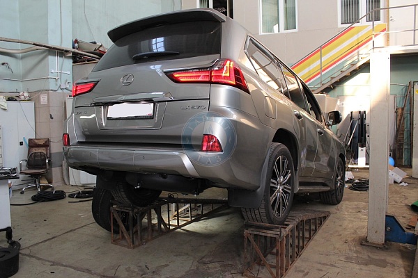 Lexus lx570 2018 года 367.1 л.с. 5663