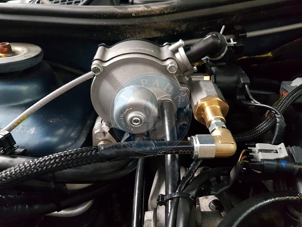 Renault Duster 2012 года 134.6 л.с. 1998