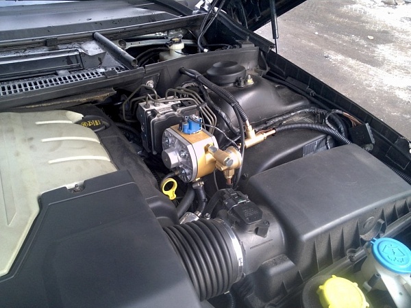 Land Rover Supercharger