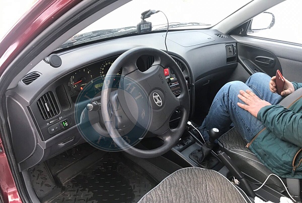 Кнопка ГБО на Hyundai Elantra 2004 года 105 л.с. 1599