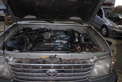 Toyota Land cruiser prado 1999 года 178.1 л.с. 3400