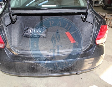 Volkswagen Polo 2012 года 104.7 л.с. 1598 фото 7