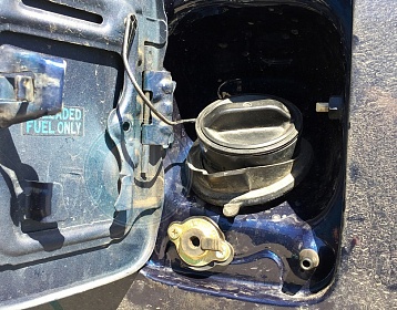 Toyota Haiace 2010 года 150.9 л.с. 2694