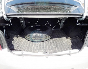 Renault Logan 2017 года 102 л.с. 1598 фото 3