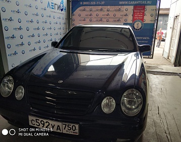 Mercedes E320 1999 года 224.3 л.с. 3199