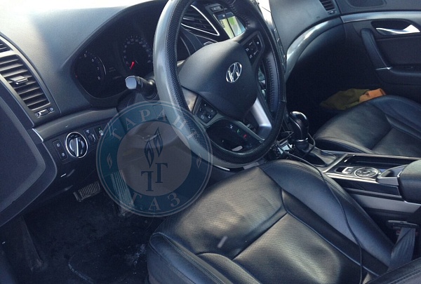 Кнопка ГБО на Hyundai I40 2013 года 149.6 л.с. 1999