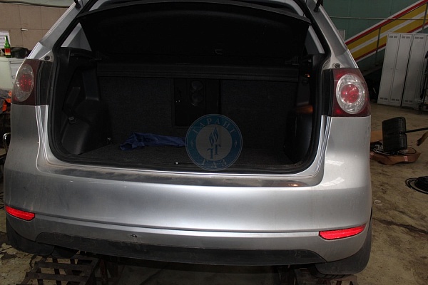 Volkswagen Golf 2013 года 102 л.с. 1595