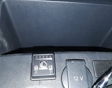 Volkswagen Polo 2018 года 109.99 л.с. 1598 фото 2