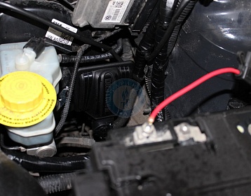 Volkswagen Polo 2013 года 104.7 л.с. 1598 фото 3