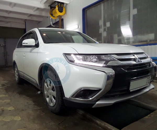Mitsubishi Outlander 2013 года 167.2 л.с. 2360