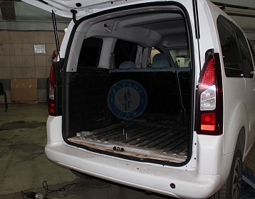 Citroen Berlingo 2013 года 89.7 л.с. 1587 фото 4