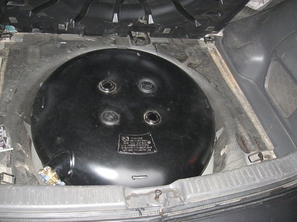 Mazda Tribute