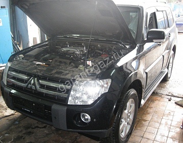 Mitsubishi Pajero фото 14